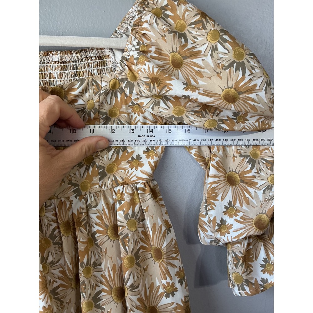 Entro Mustard Yellow Daisy Floral Smocked Back Puff Sleeve Babydoll Top Small - Picture 7 of 10